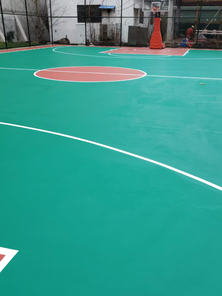 正定 球场长期使用易出现地面开裂
